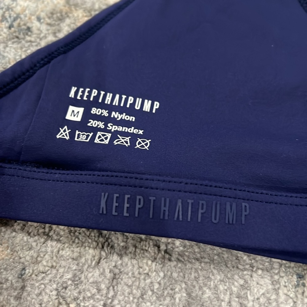 Keep That Pump sports bras - Picture 5 of 8